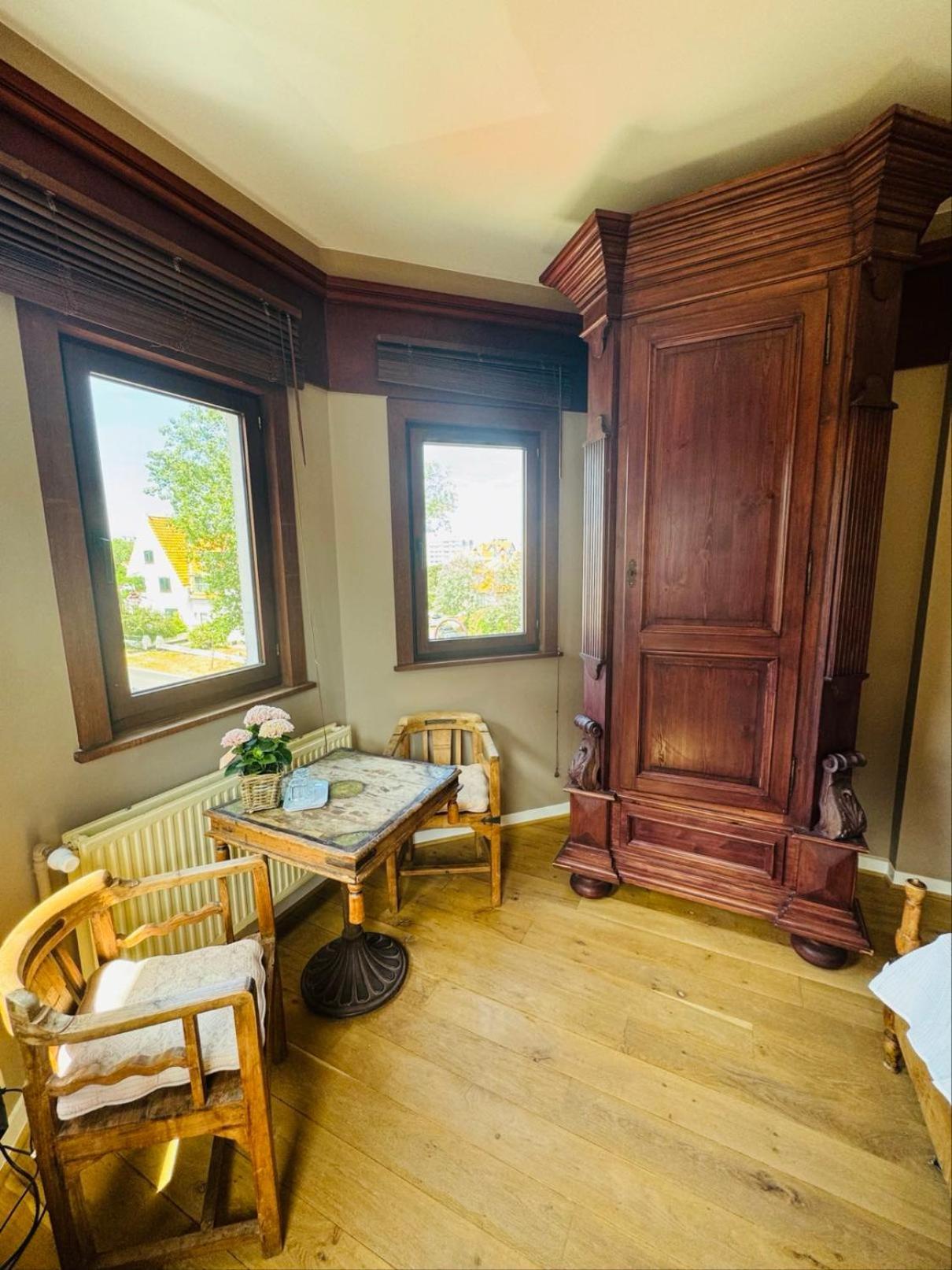 Ruime Slaapkamers Met Badkamers In Belle Epoquevilla- Concessiewijk דה האן מראה חיצוני תמונה